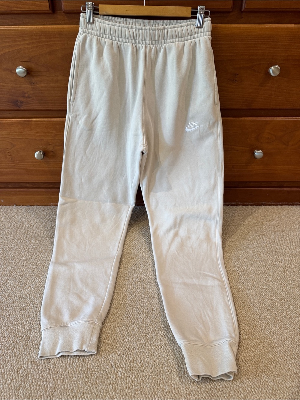 Light Grey/Tan Nike Small/Tall Sweats